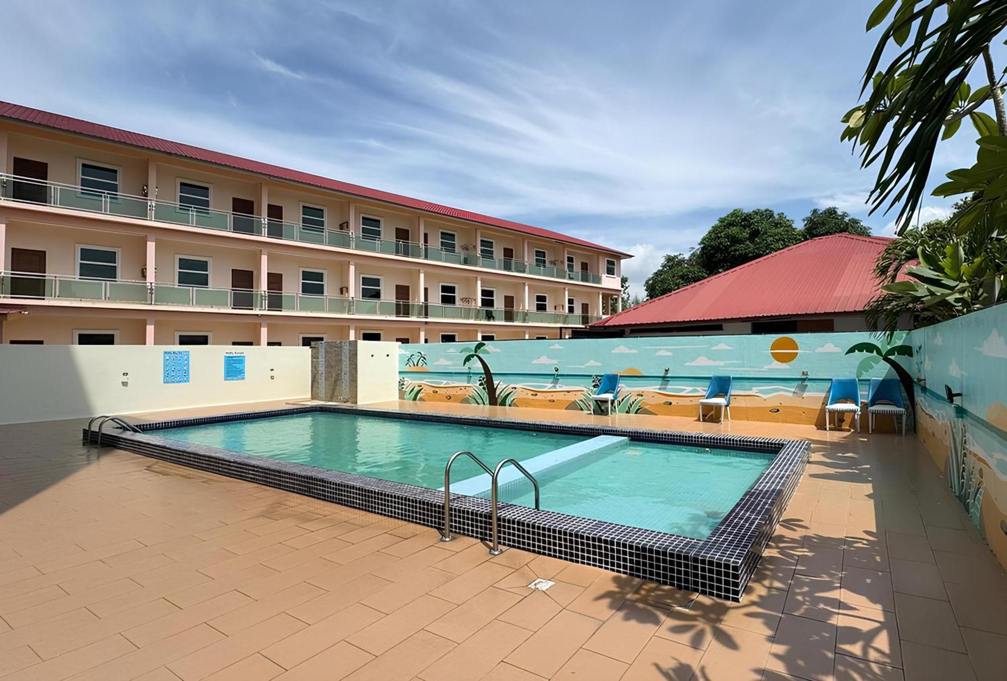 Royal Agate Beach Resort Pantai Cenang Kültér fotó