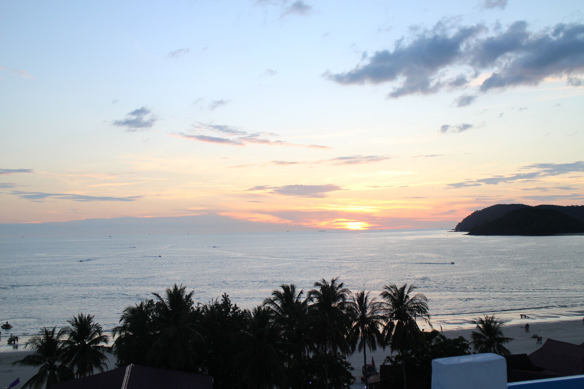 Royal Agate Beach Resort Pantai Cenang Kültér fotó